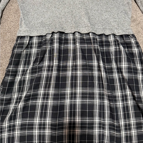 Girls Gray and Black Plaid Dresses Bundle - Picture 8 of 10